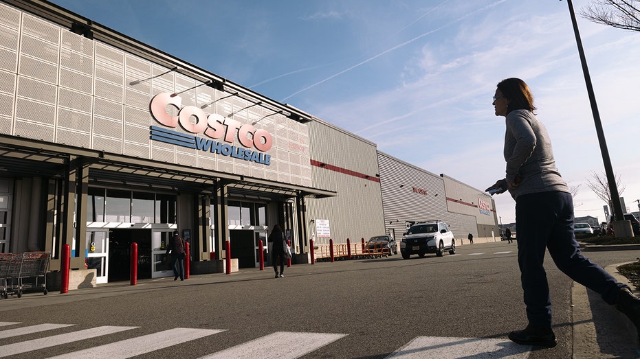 Costco storefront