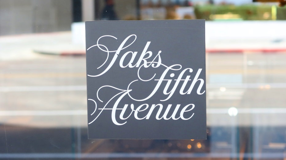 Saks Fifth Avenue logo